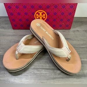 Tory Burch Suede Platform Sandals Womens size 8M
Box not included